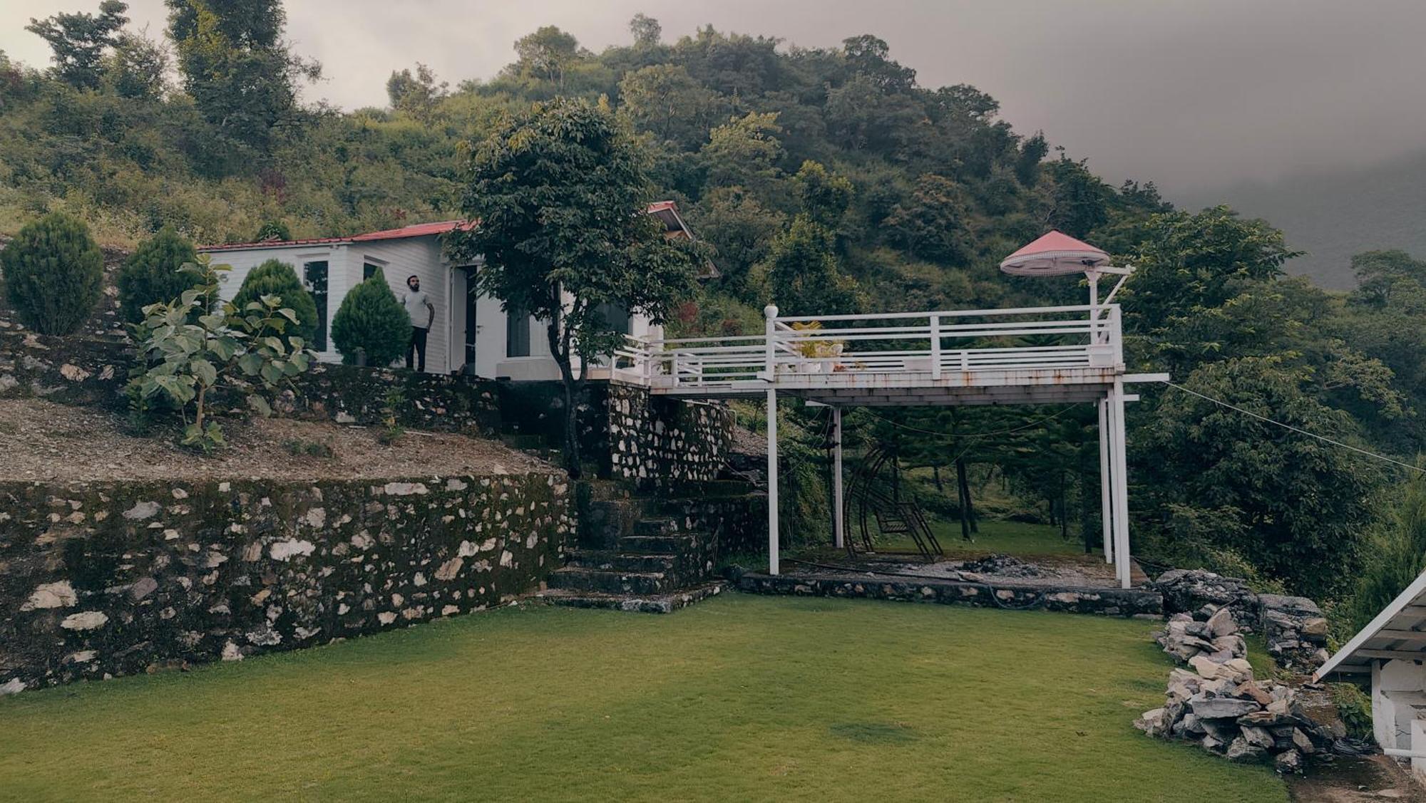 The Bohemian Casa Dehradun Hotel Exterior photo